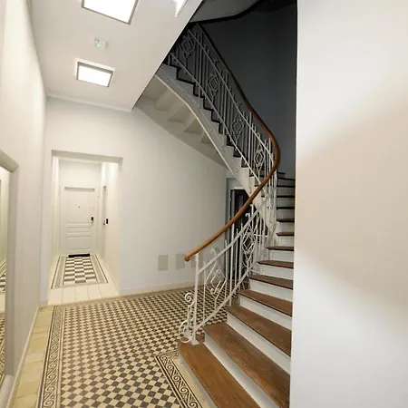 Welcome - Old Town Apartment *