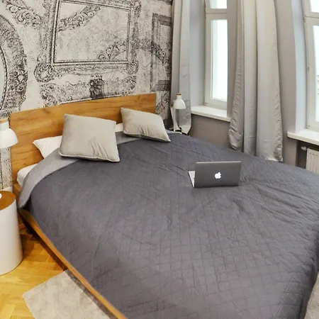 Welcome - Old Town Apartment